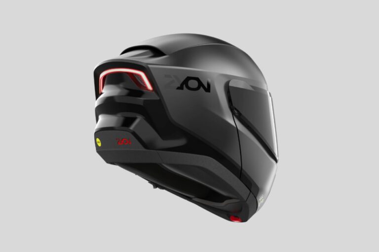 el casco zyon el modular que cambia las reglas del juego para los motociclistas urbanos