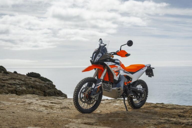 ktm 890 adventure r 2025 la moto que no necesita cambiar para brillar