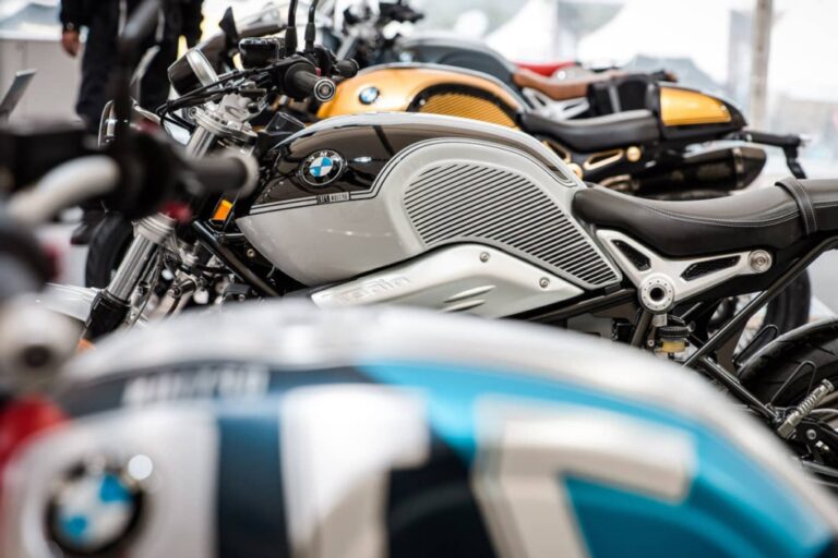 210000 motos vendidas en 2024 bmw motorrad en la cima de su forma y de la industria