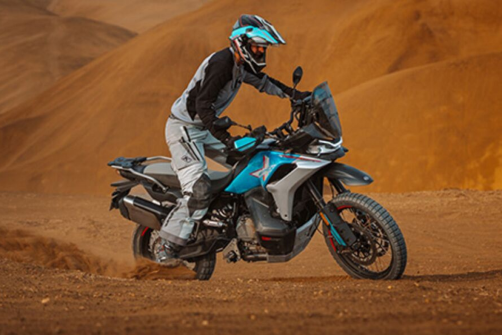 Prueba de CF Moto 800 MT-X: ¿la mejor moto de aventura por menos de 10,000 €?