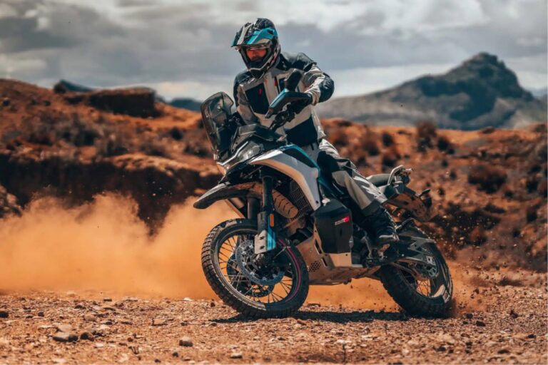 la trail cfmoto 800 mt x una moto que supera las expectativas de los motociclistas modernos