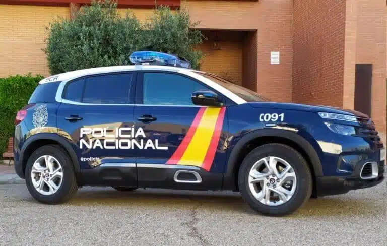 el uso de patrullas híbridas contribuirá a un menor gasto de gasolina, según el director de seguridad pública