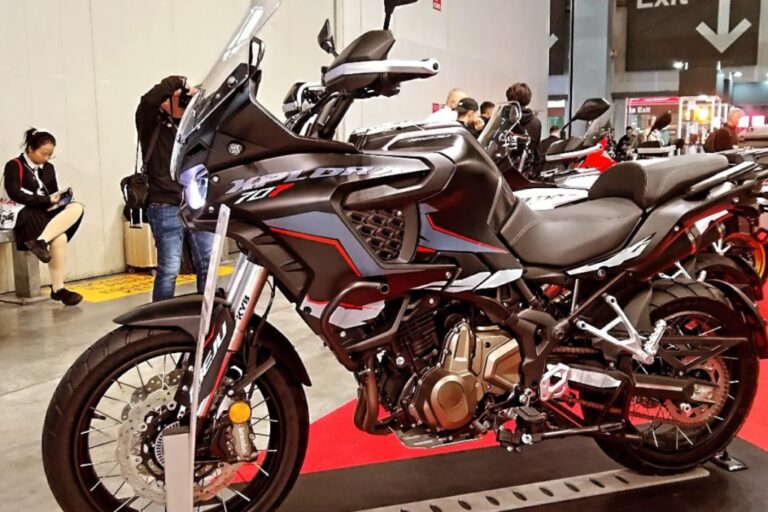 La Rieju Xplora 707: la trail con un diseño inspirado en MV Agusta que llega con fuerza