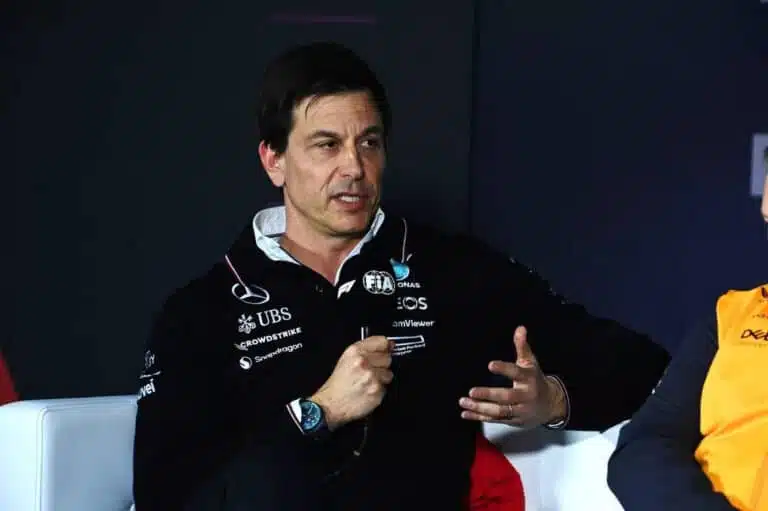 wolff impulsa a mercedes: "nuestro objetivo es alcanzar una mayor constancia en comparación con el año anterior