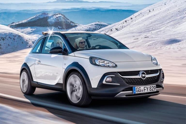 descubre el nuevo opel rocks, un vehículo que combina estilo y rendimiento en cada aventura. con su diseño moderno y tecnología avanzada, este coche está diseñado para aquellos que buscan emociones al volante. ¡conoce todas sus características y prepárate para explorar el camino!